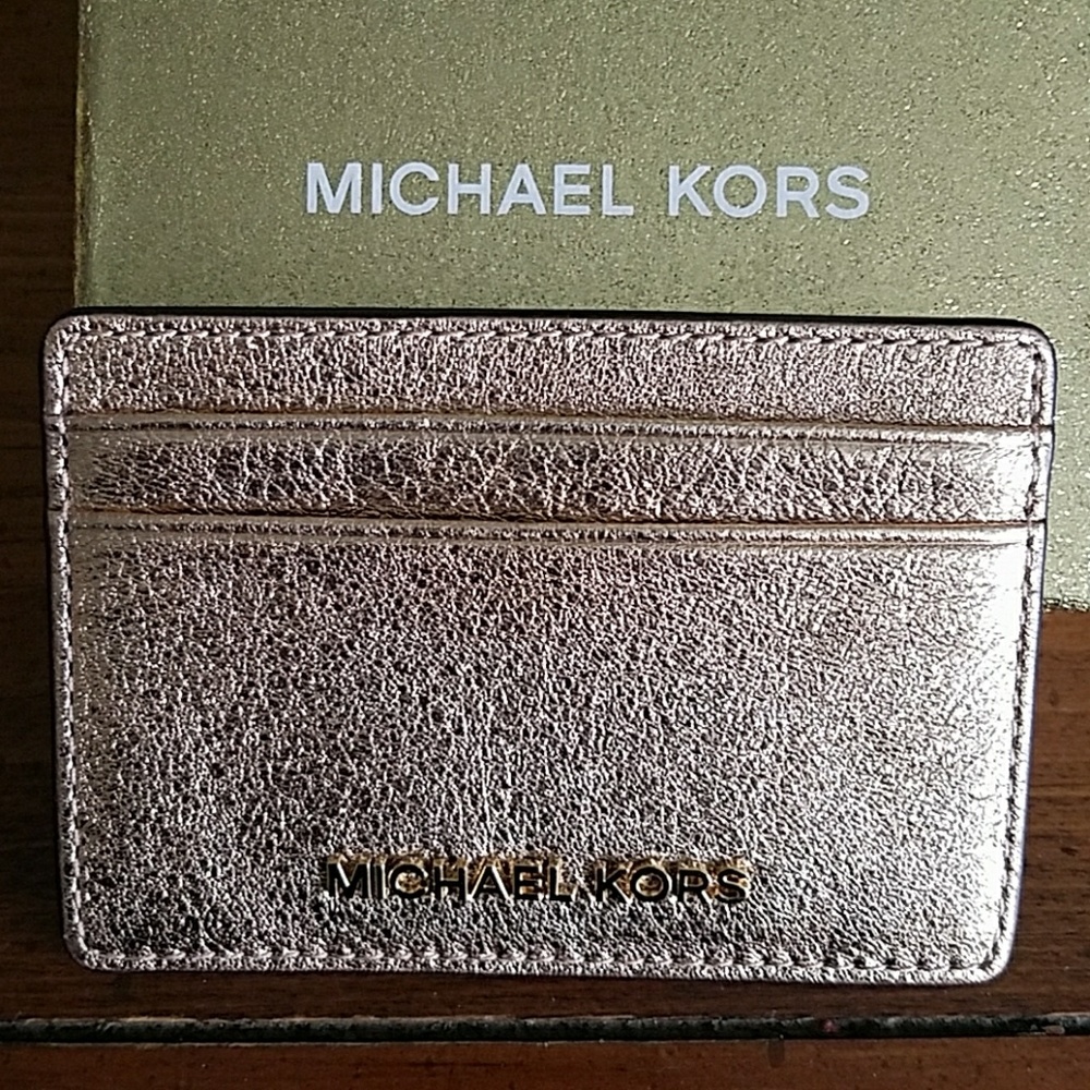 Micharl kors card holder